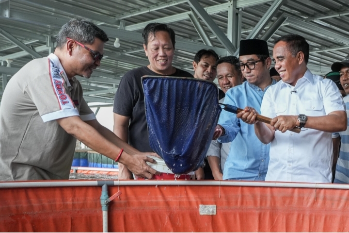 Anwar Hafid Dorong Budidaya Ikan Air Tawar Perluas Program Berani Tangkap Banyak