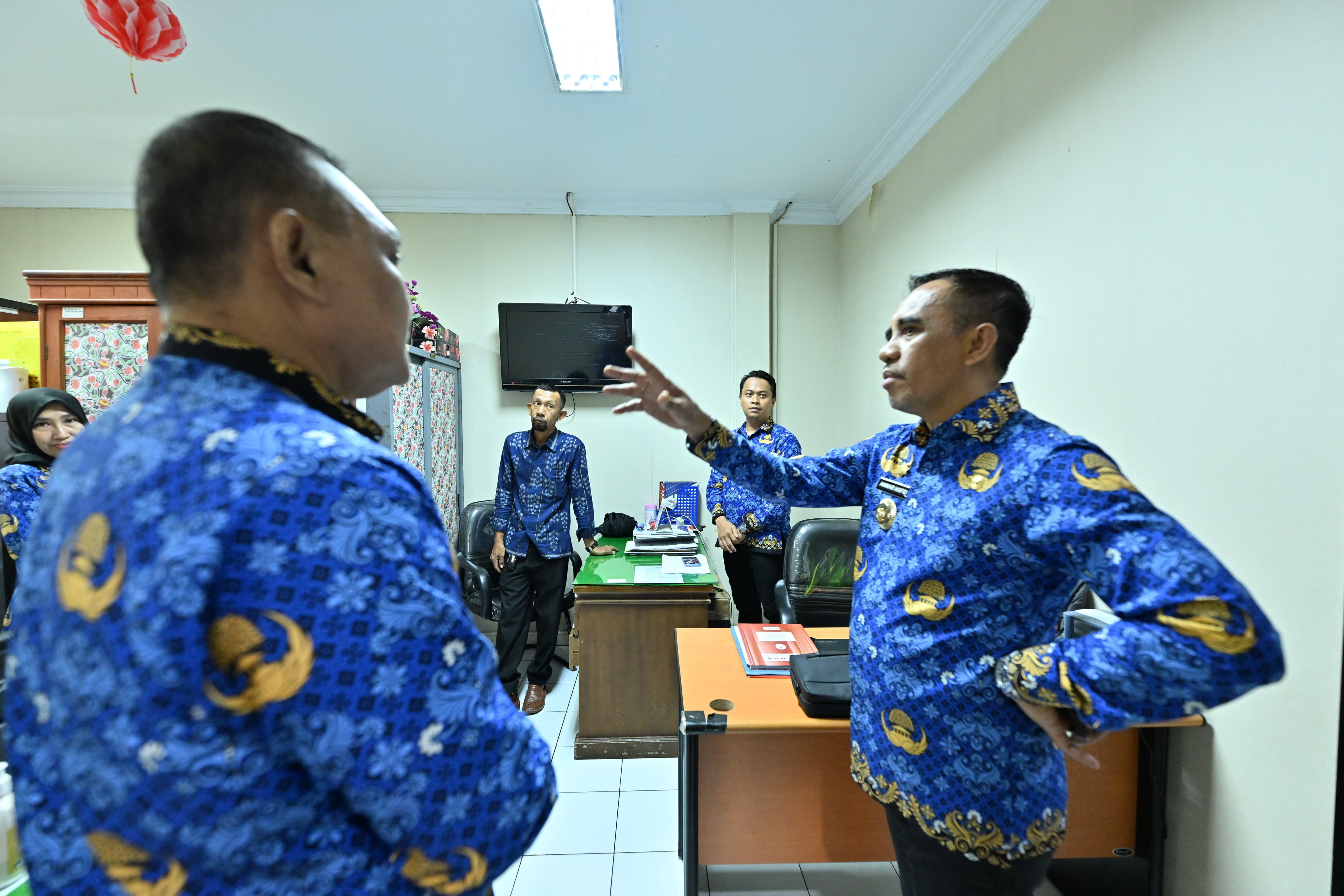 ASN Kantor Sekda Sulteng Disidak Gubernur, Siapa yang Ketahuan Bolos?