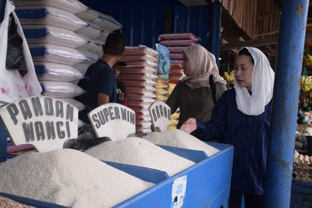 Harga Beras di Pasar Masomba Masih Bervariasi, Wakil Wali Kota Palu Lakukan Sidak