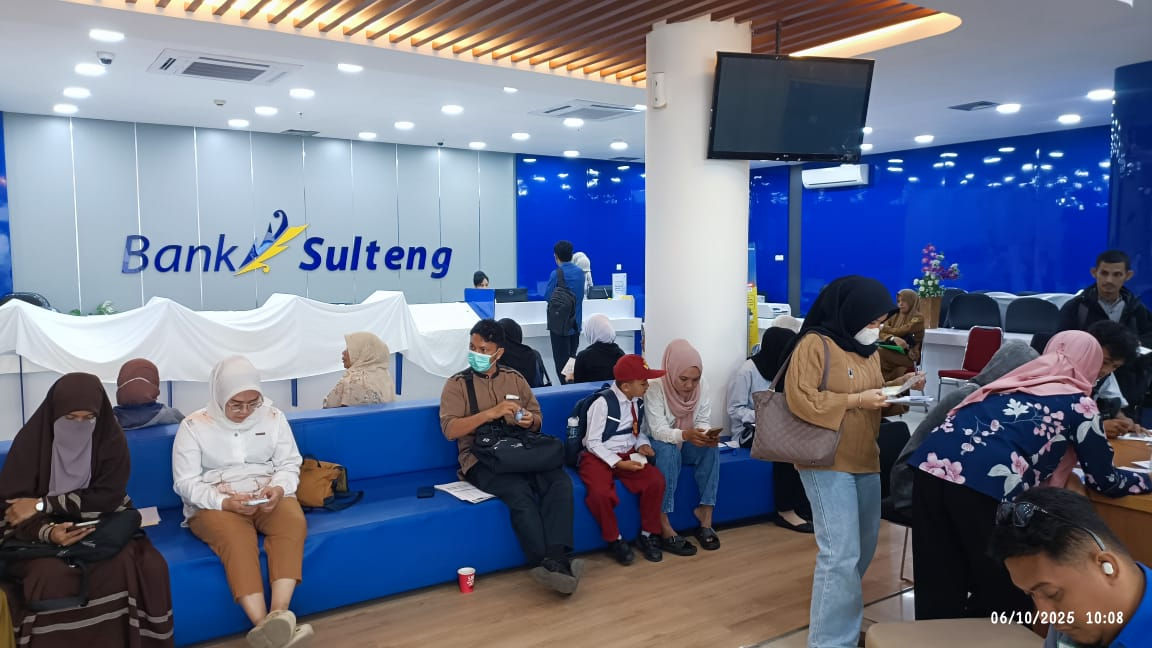 Bank Sulteng Salurkan Beasiswa Berani Cerdas kepada 15.663 Siswa di Sulteng
