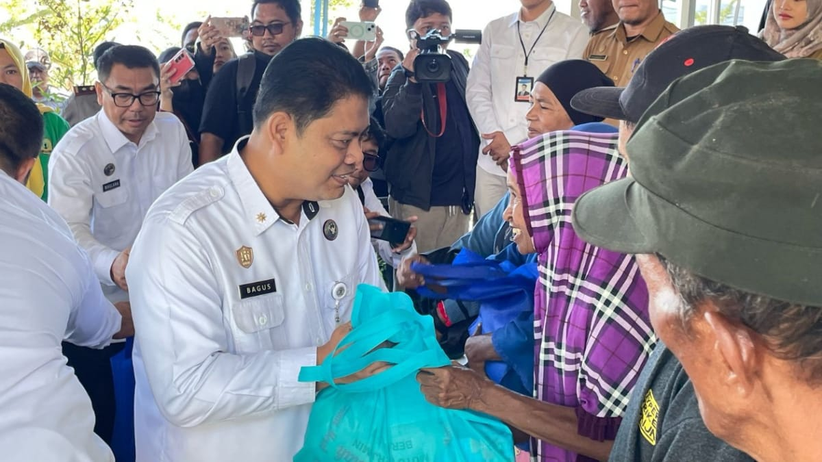 Pemasyarakatan Sulteng Salurkan Ribuan Paket Bansos untuk Warga Terdampak Ekonomi