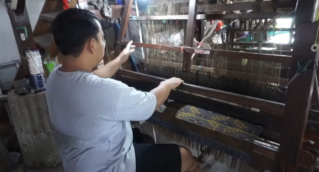 Penenun Motif Kelor di Palu Masih Eksis, Simbol Kearifan Lokal dan Penggerak Ekonomi UMKM