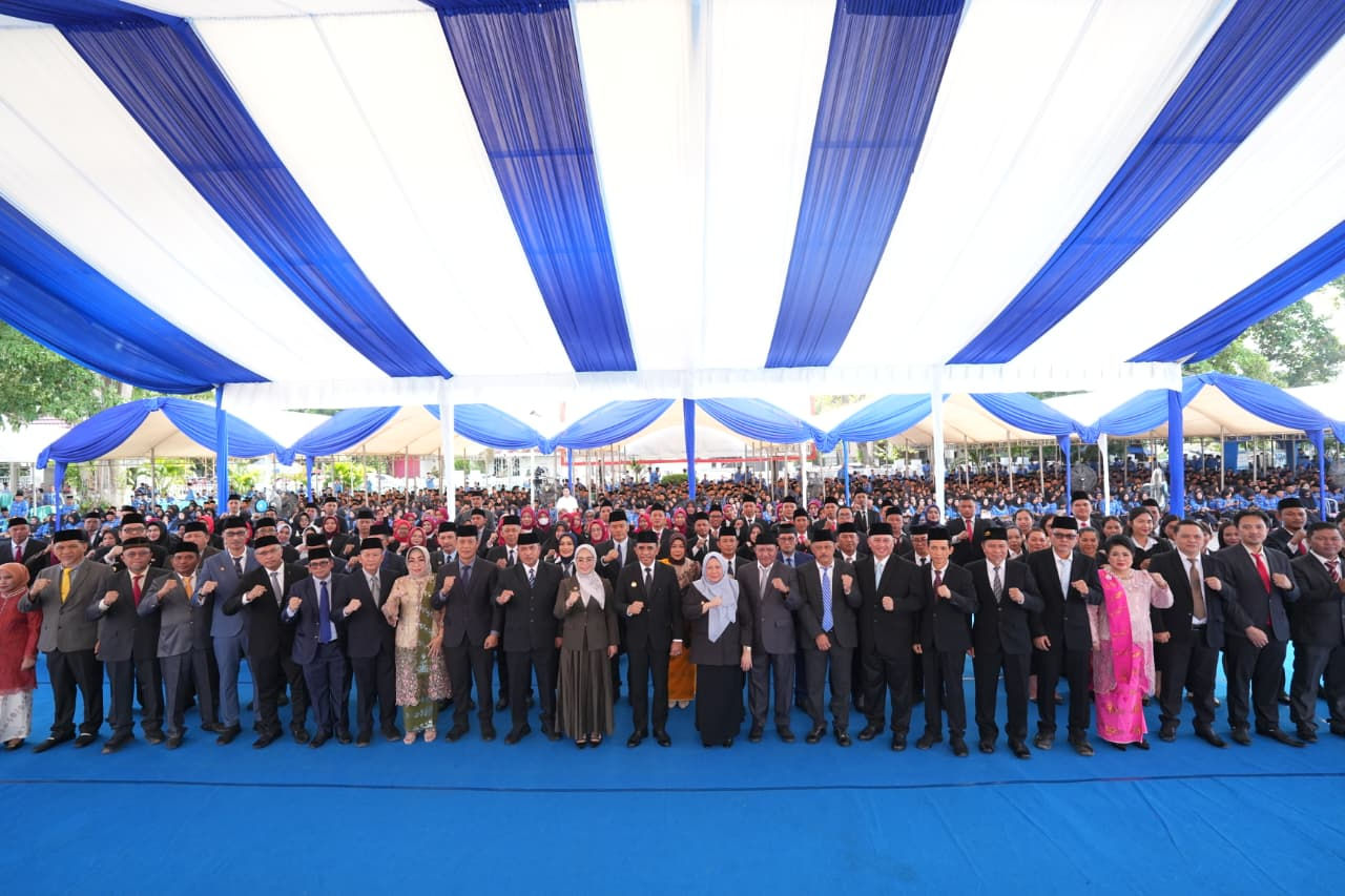 Gubernur Sulteng Lantik 36 Pejabat Eselon II dan Serahkan SK 3.230 PPPK Paruh Waktu