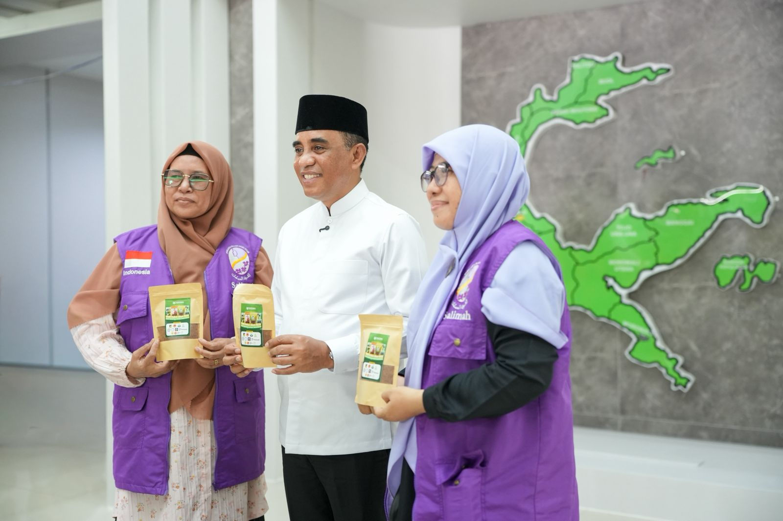 1.000 Paket Abon Ikan dari Sulawesi Tengah Dikirim untuk Korban Banjir Aceh dan Sumatera