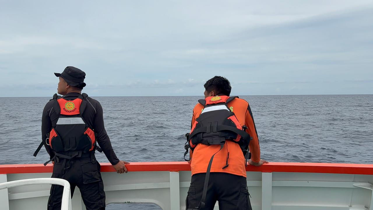 Operasi SAR Hari Ketiga KLM Nur Ainun Balqis, Dua Korban Masih Dalam Pencarian di Selat Makassar