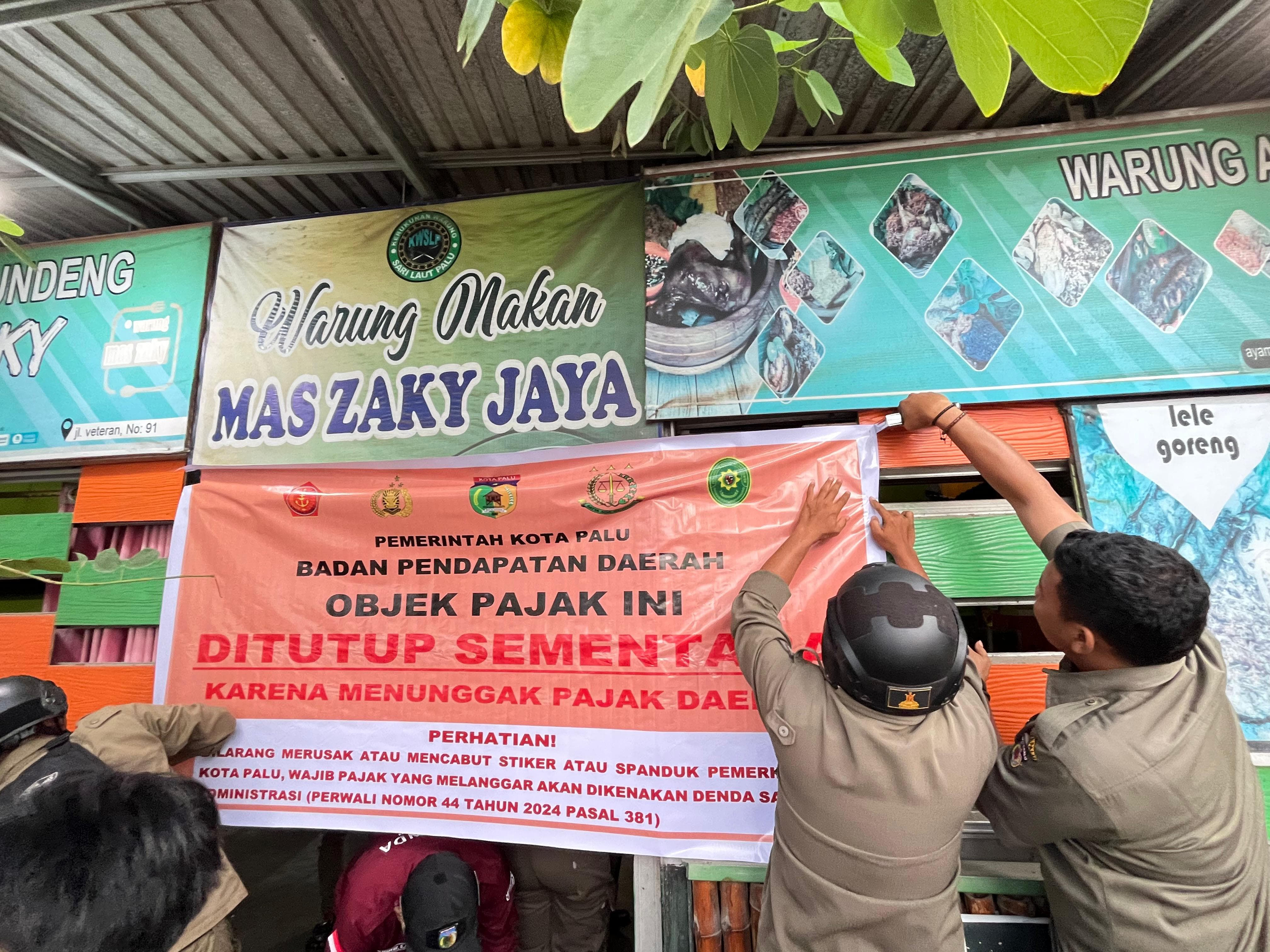 Lima Tempat Usaha di Palu Disegel karena Tunggakan Pajak Daerah