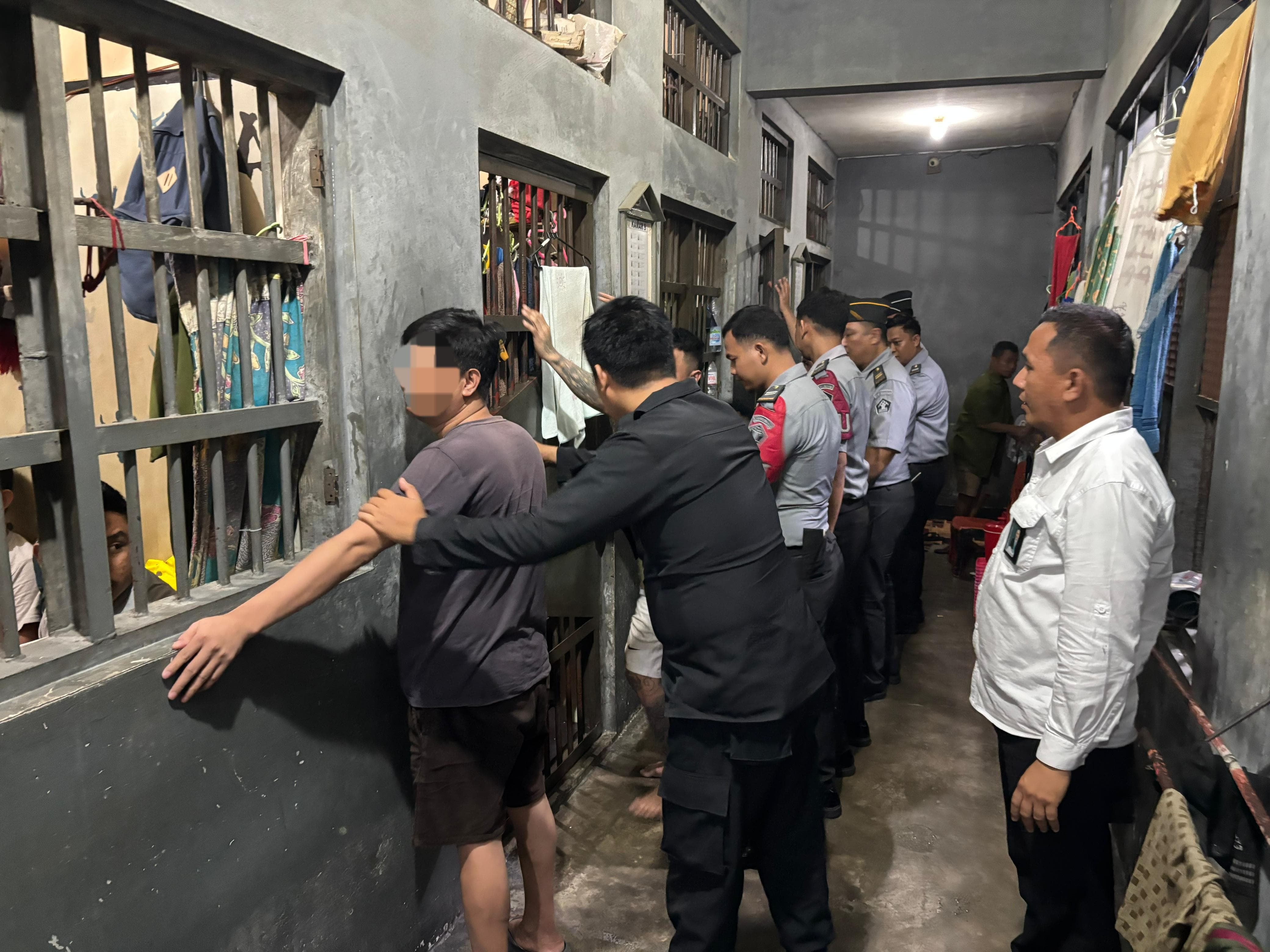 Razia Gabungan di Rutan Palu, Sejumlah Barang Terlarang Diamankan