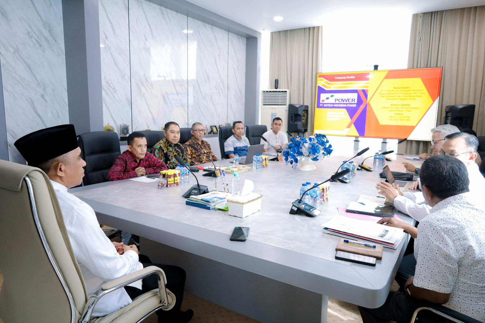 Menuju Kemandirian Energi, Gubernur Bahas Pembangunan PLTA di Gumbasa