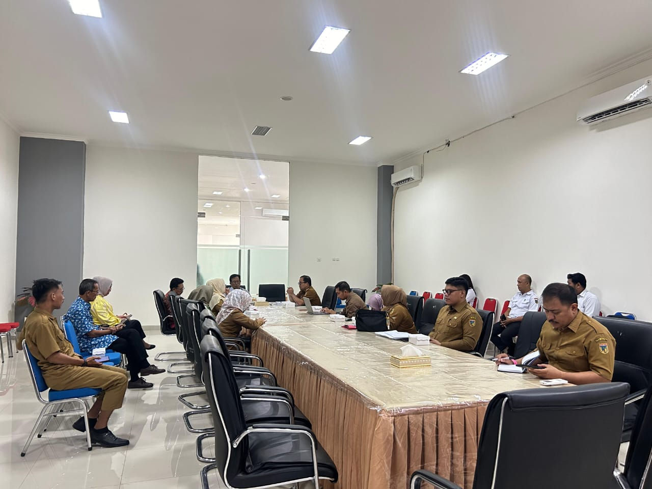 DPRD Sulteng Soroti Penyelesaian Status Honorer Seleksi CASN 2024 dalam RDP
